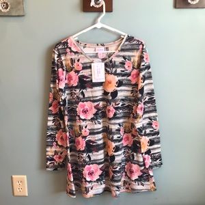 LuLaRoe Elizabeth Top